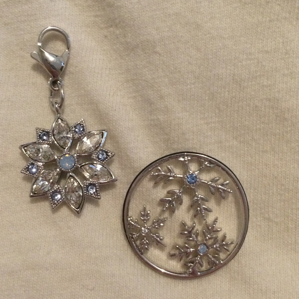 Origami Owl back plate and pendant